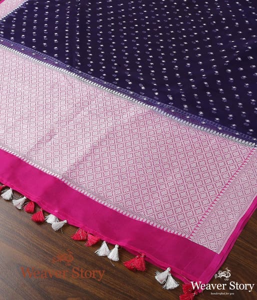 Handwoven_Organza_Silver_Booti_Dupatta_with_Colored_Border_WeaverStory_02