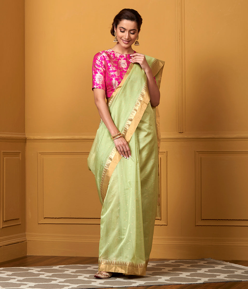 Handwoven_Pista_Green_Small_Booti_Saree_with_Temple_Border_WeaverStory_02