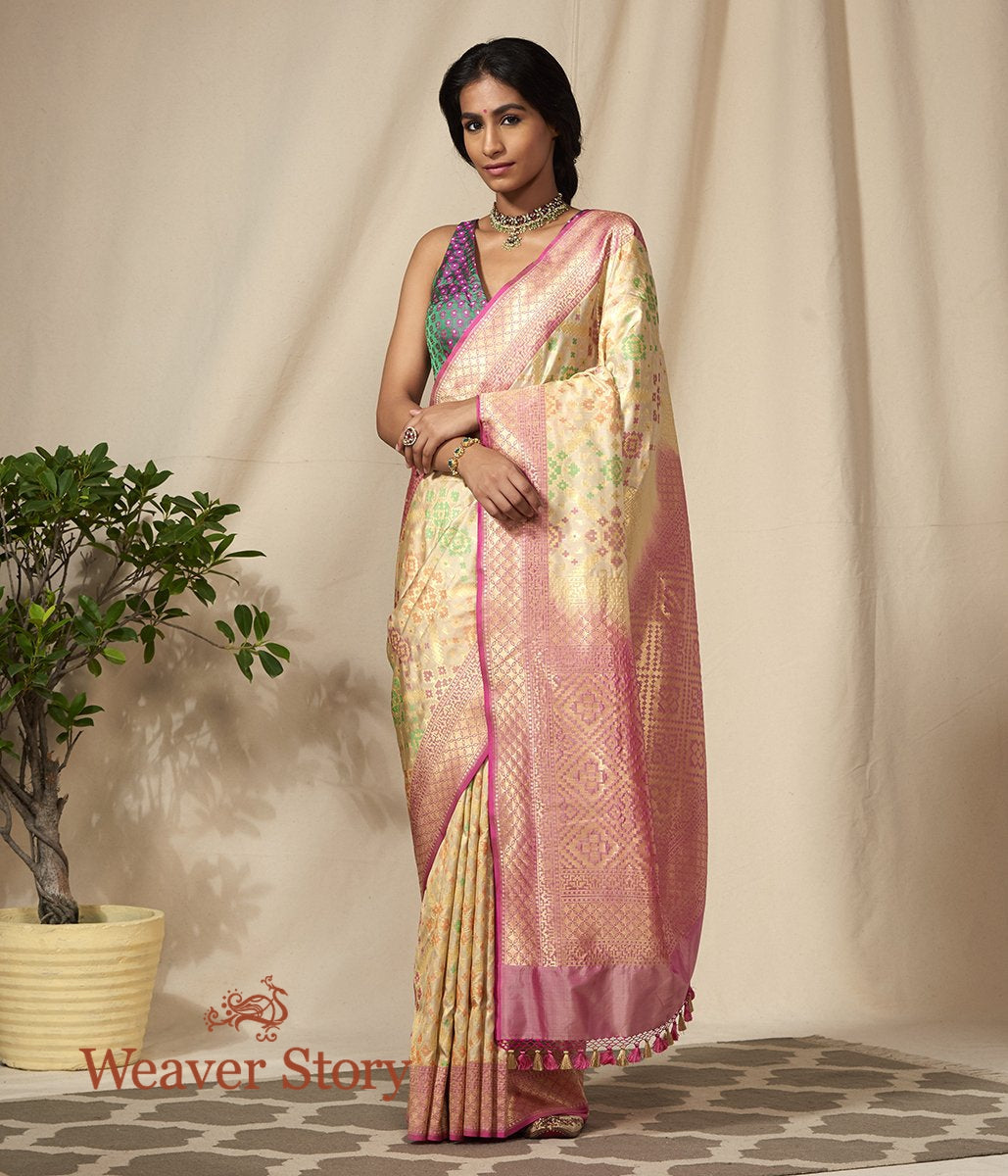 Handwoven_Banarasi_Patola_Saree_in_Cream_and_Pink_WeaverStory_02