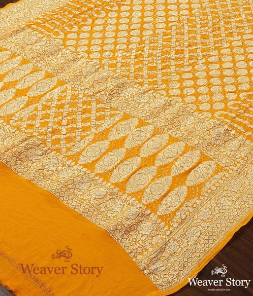 Handwoven_Banarasi_Bandhani_Georgette_Dupatta_WeaverStory_02