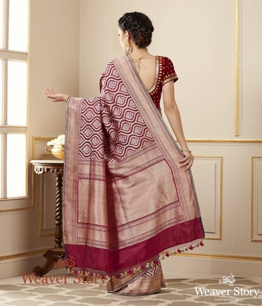 Handwoven_Maroon_Kadhwa_Jangla_Saree_with_Pure_Zari_WeaverStory_03