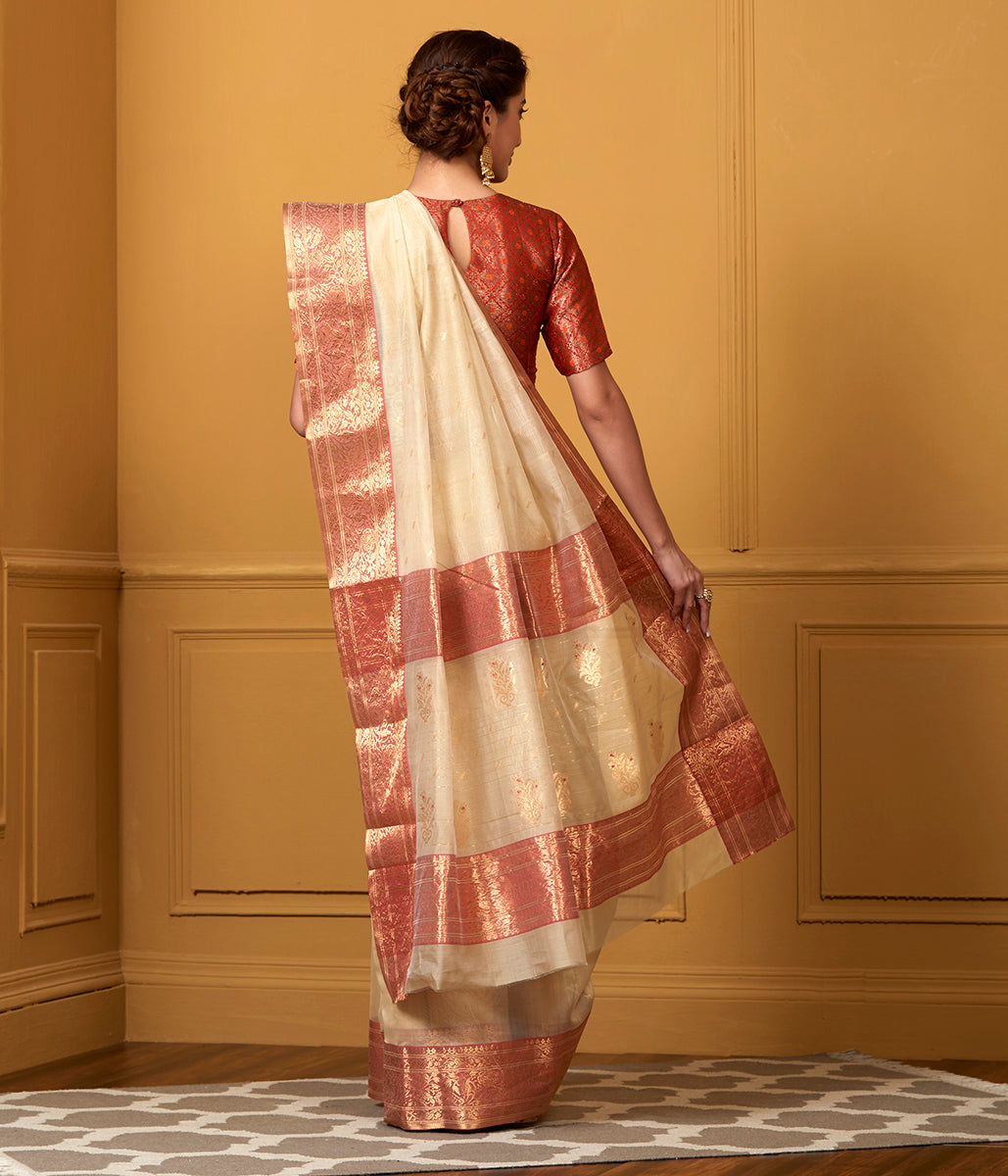 Handwoven_Beige_and_Rose_Pink_Cotton_Silk_Saree_with_Nakshi_Booti_WeaverStory_03