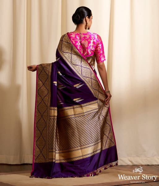 Handwoven_Purple_Kadhwa_Twin_Leaf_Motif_Saree_with_Wave_Border_WeaverStory_03