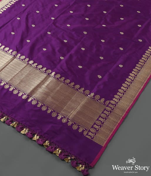 Handwoven_Purple_Banarasi_Kadhwa_Booti_Dupatta_WeaverStory_03