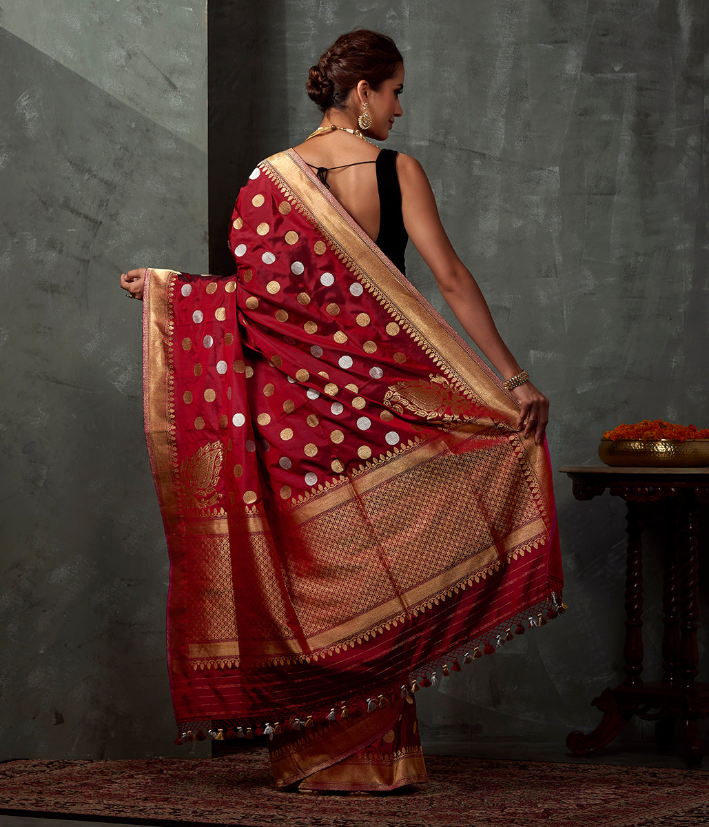Handwoven_Red_Saree_with_Gold_and_Silver_Polka_Booti_WeaverStory_03