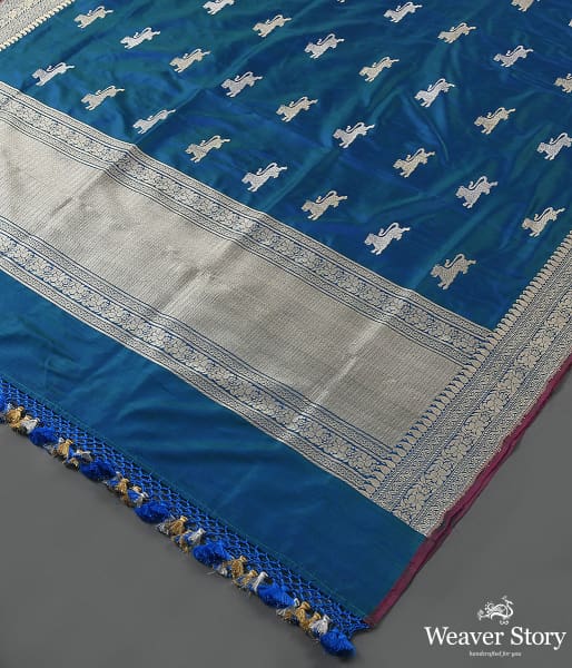 Handwoven_Blue_Banarasi_Dupatta_with_Lion_Motifs_WeaverStory_03