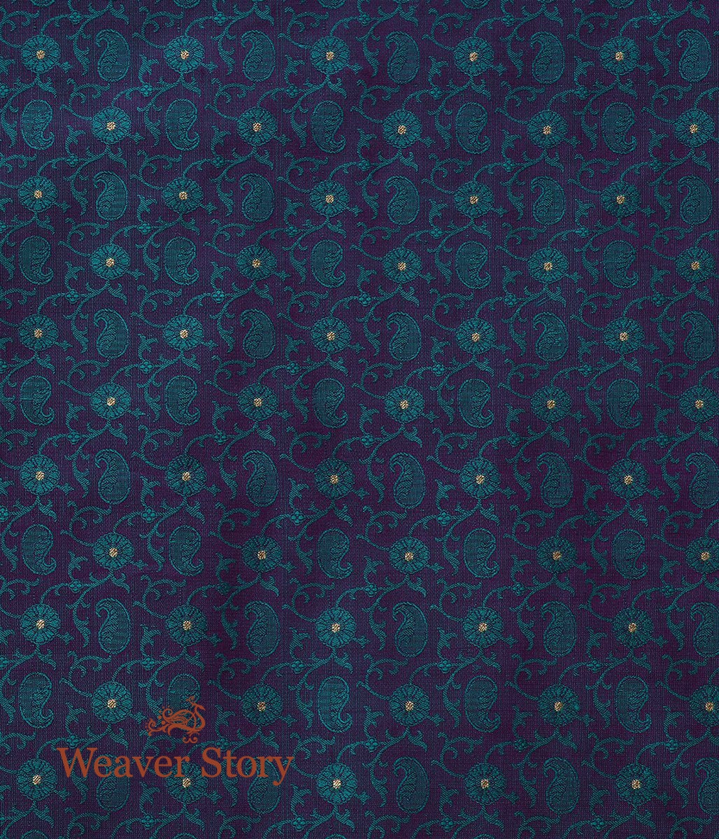Handloom_Purple_and_Green_Tanchoi_Fabric_with_Paisley_and_Zari_Booti_WeaverStory_03