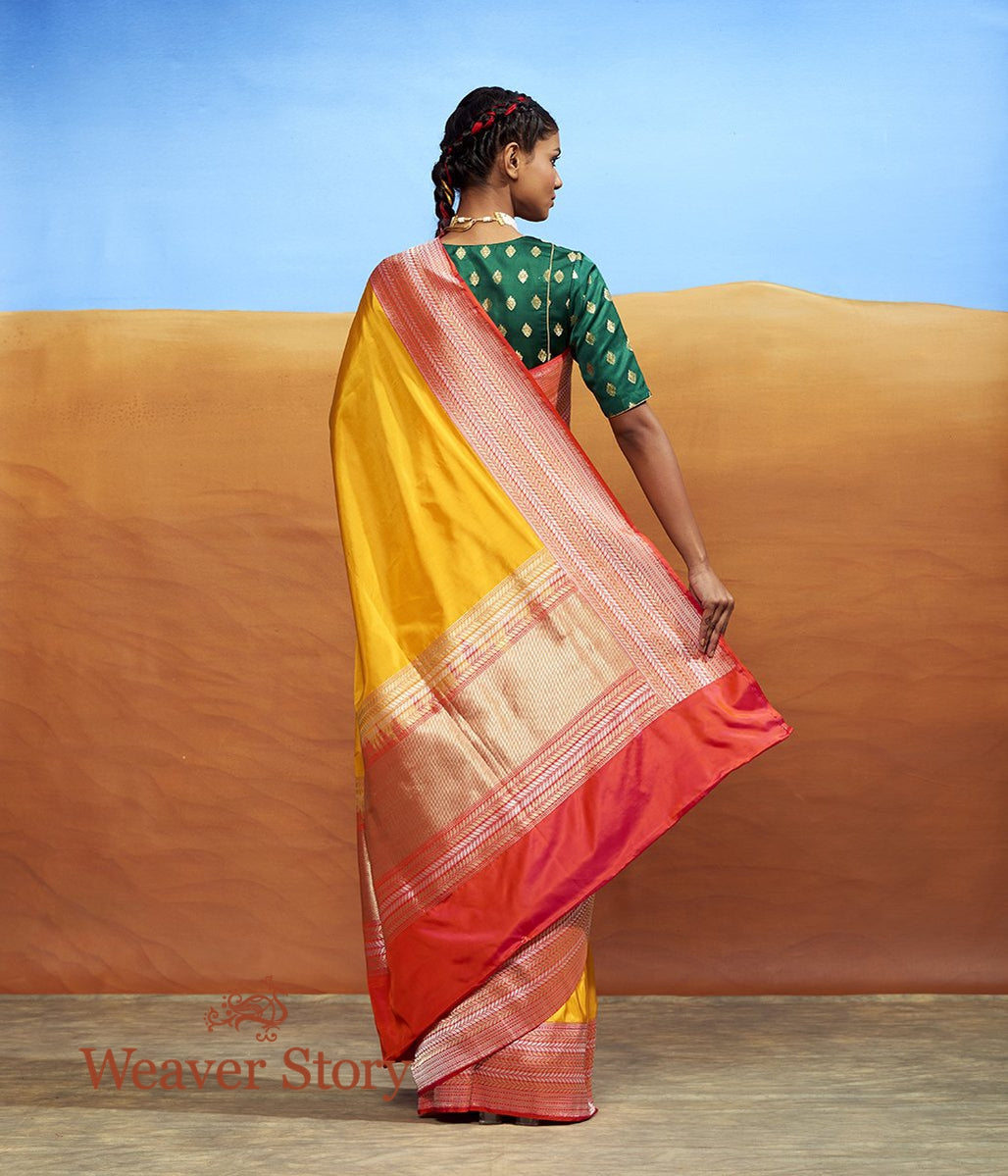 Handwoven_Yellow_Banarasi_Saree_with_Pink_Border_WeaverStory_03