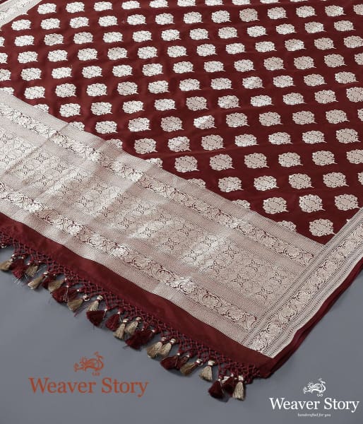 Handwoven_Maroon_Katan_Silk_Cutwork_Booti_Dupatta_WeaverStory_03