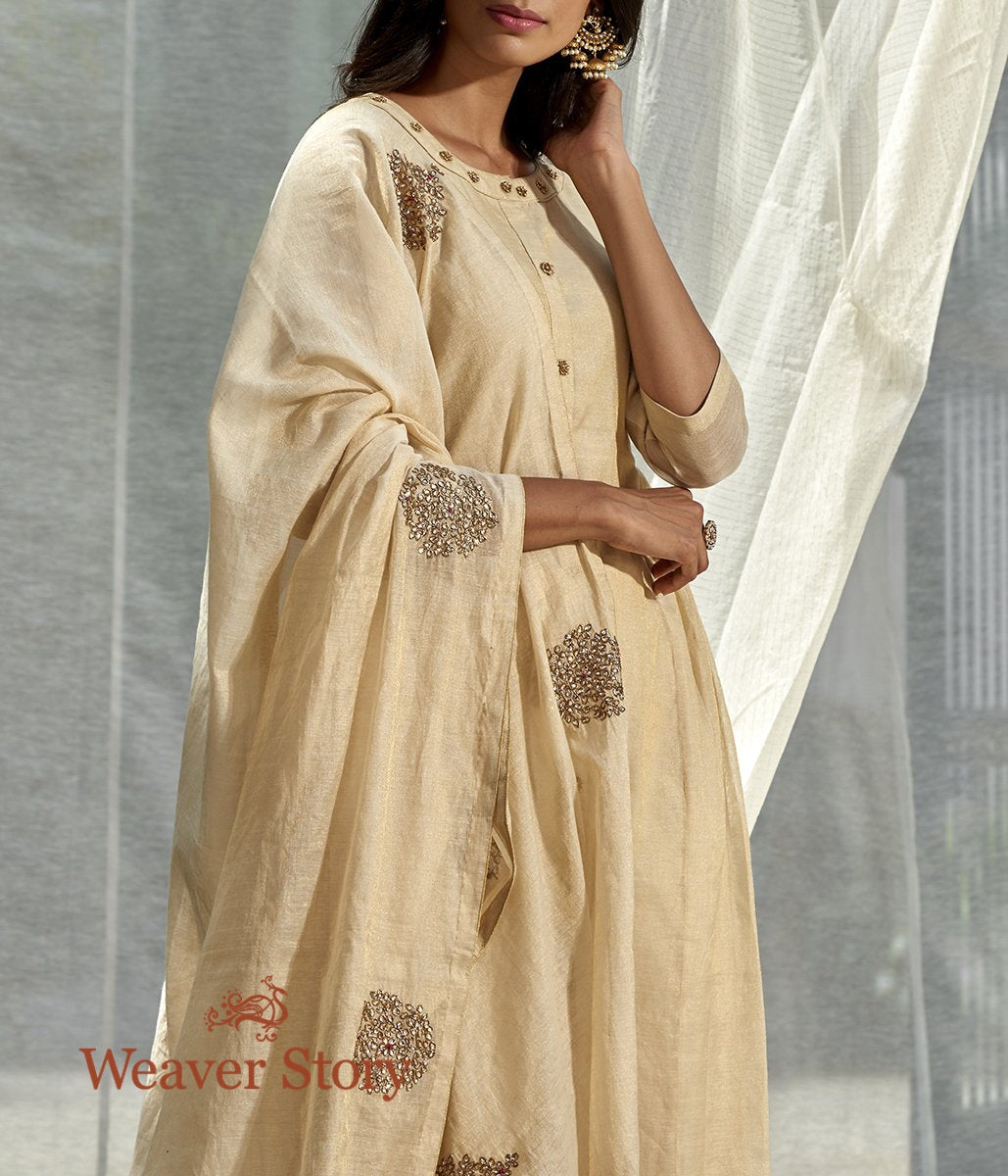 Handwoven_Offwhite_Chanderi_Tissue_Tunic_with_Pleated_Panel_WeaverStory_02