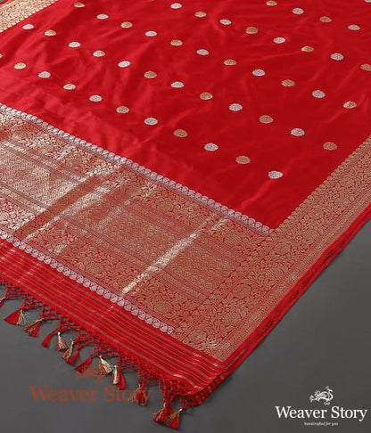 Handwoven_Red_Katan_Silk_Dupatta_with_Kadhwa_Booti_WeaverStory_03