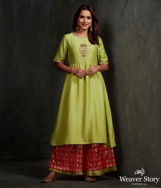 Hand_front_boota_embroidered_munga_silk_suit_in_green_color_with_brocade_palazzo_WeaverStory_03