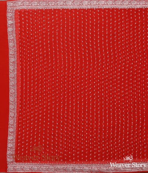 Handwoven_Red_Georgette_Dupatta_with_Silver_Zari_WeaverStory_03