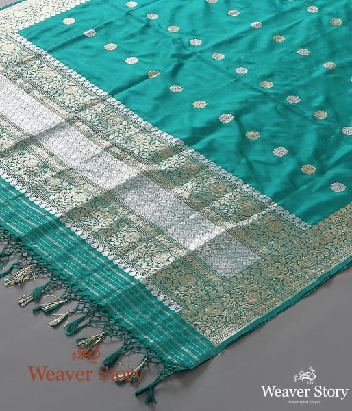 Handwoven_Green_Ginni_Booti_Dupatta_WeaverStory_03