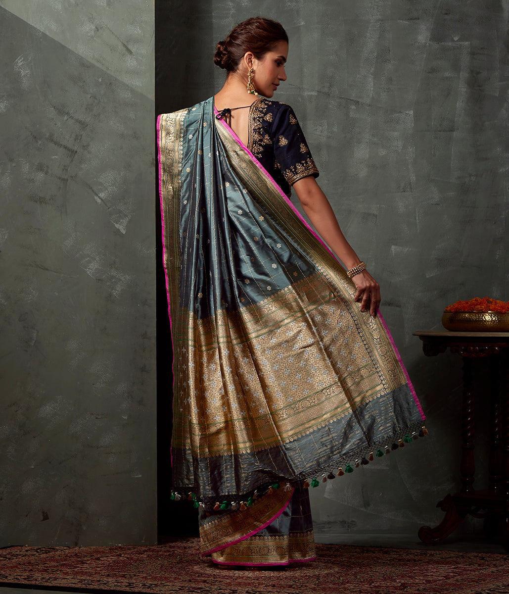 Handwoven_Grey_Checks_Saree_with_Small_Floral_Booti_WeaverStory_03