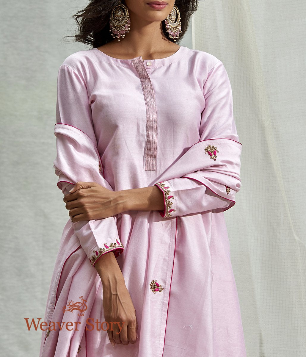 Handwoven_Pink_Chanderi_Skirt_Set_with_Zardozi_Work_Dupatta_WeaverStory_02