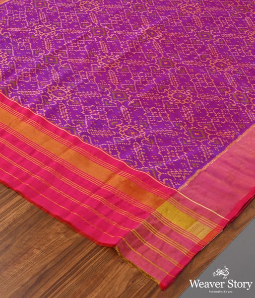 Handwoven_Purple_and_Pink_Patola_Dupatta_WeaverStory_03