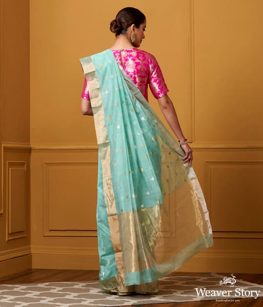 Handwoven_Aqua_Mogra_Ek_Naliya_Boota_Sareee_WeaverStory_03