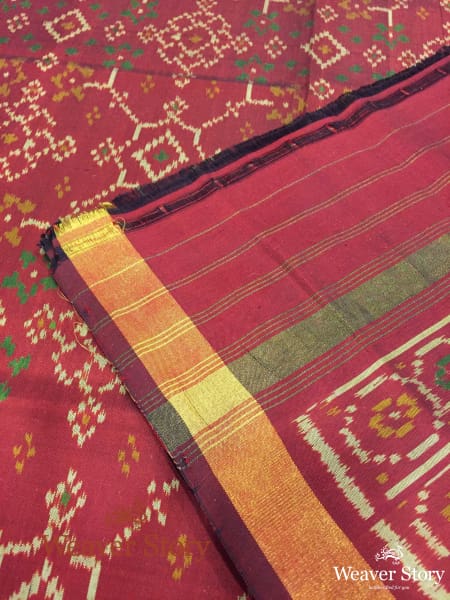 Handwoven_Single_Ikat_Patola_Dupatta_in_Maroon_WeaverStory_02