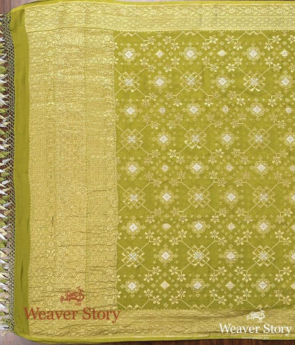 Handwoven_Banarasi_Georgette_Cutwork_Dupatta_in_Fresh_Green_WeaverStory_03