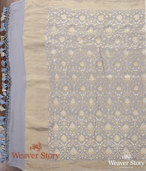 Handwoven_Grey_Banarasi_Georgette_Dupatta_WeaverStory_03