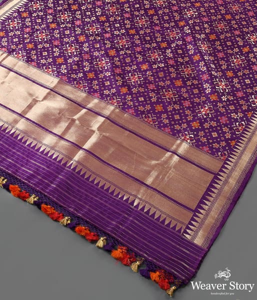 Handwoven_Purple_Patola_Dupatta_WeaverStory_03