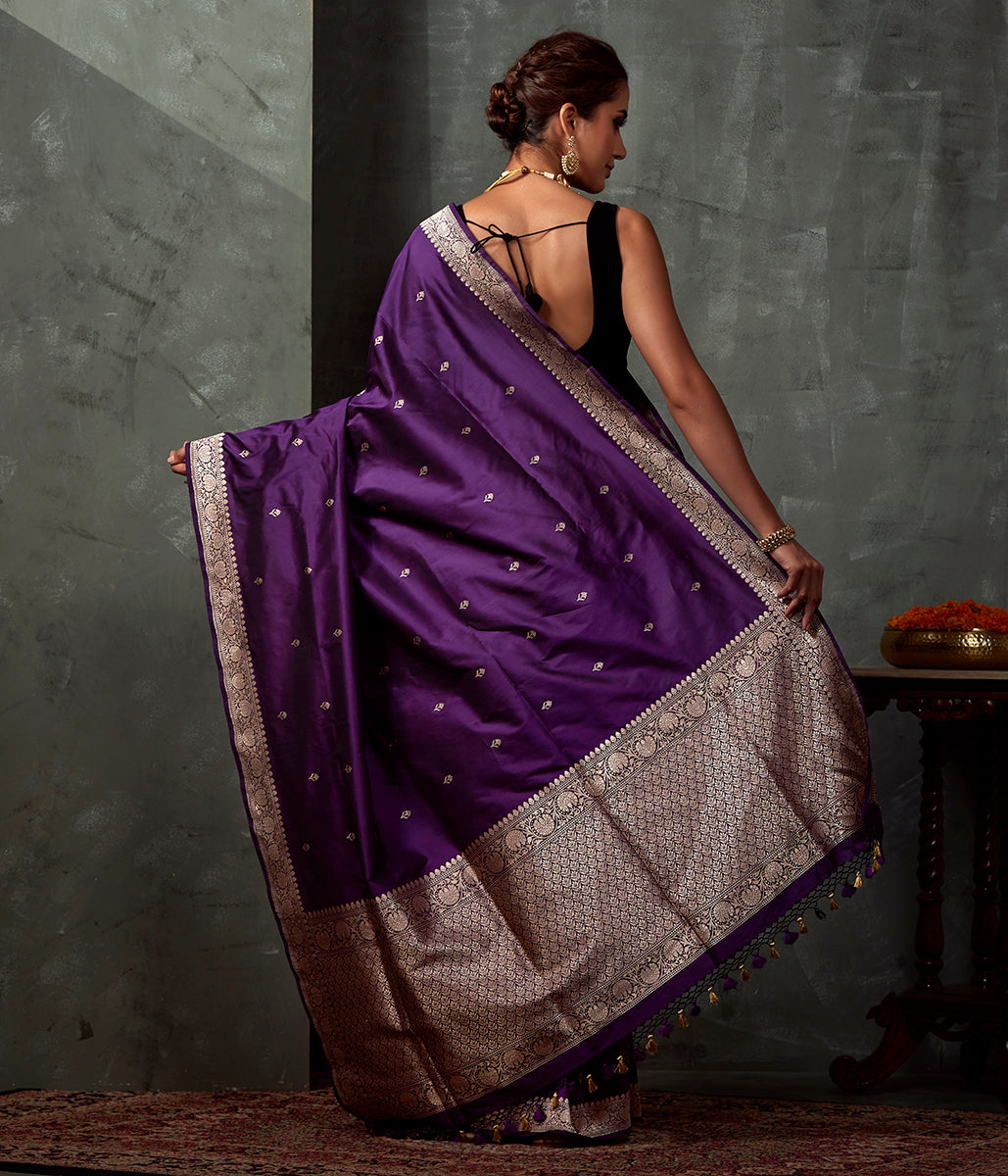 Handwoven_Purple_Small_Border_Saree_with_Yellow_Blouse_WeaverStory_03