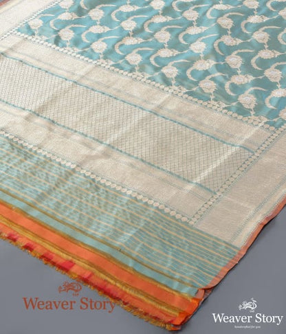 Handwoven_Green_Dual_Tone_Kadhwa_Jangla_Dupatta_WeaverStory_03