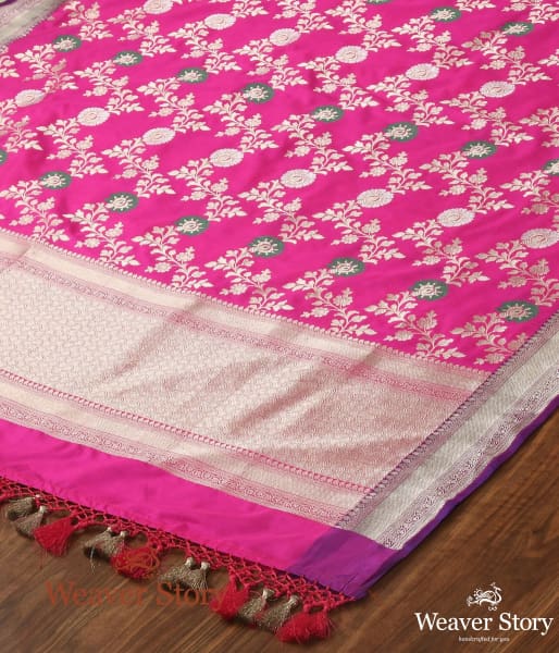 Handwoven_Rani_Pink_Meenakari_Jangla_Dupatta_WeaverStory_03