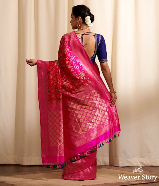 Handwoven_Rani_Pink_Patola_Saree_WeaverStory_03