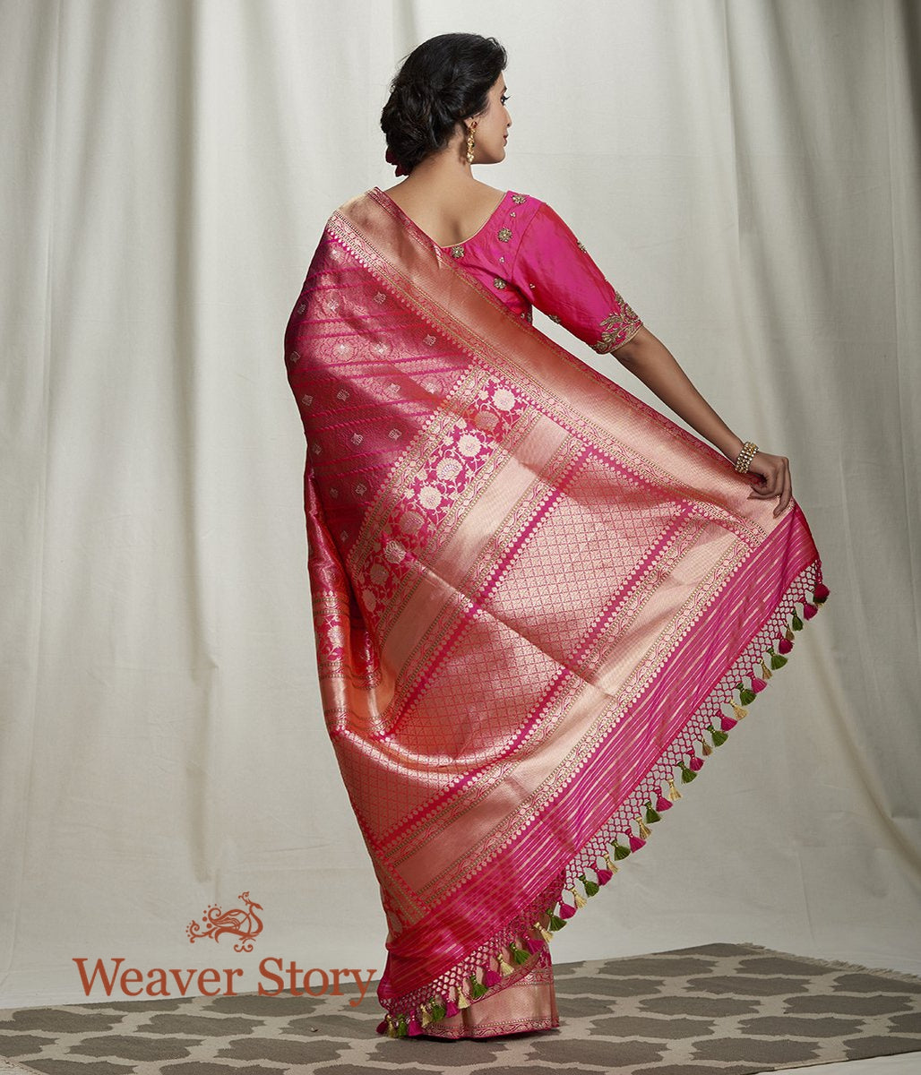 Handwoven_Pink_Banarasi_Kimkhab_Saree_with_Diagonal_Bel_WeaverStory_03