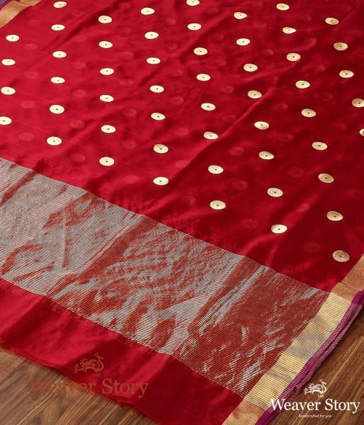 Handloom_Maroon_Chanderi_Silk_Dupatta_with_Asharfi_Boota_WeaverStory_03