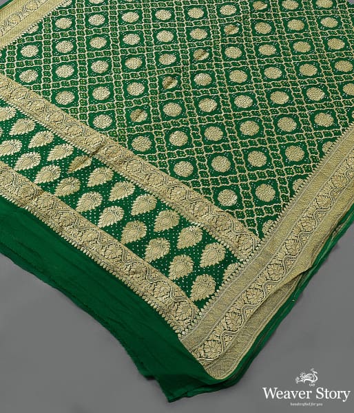 Handwoven_Green_Banarasi_Bandhej_Dupatta_WeaverStory_03