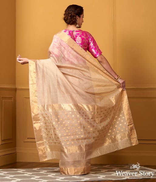 Handwoven_Peach_All_Over_Small_Zari_Booti_Saree_WeaverStory_03