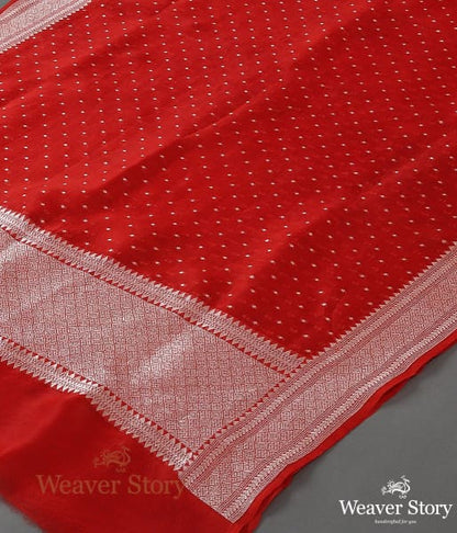 Handwoven_Red_Organza_Silver_Booti_Dupatta_WeaverStory_03