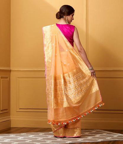 Handloom_Peach_Kora_Cotton_Saree_with_Kadhwa_Booti_WeaverStory_03