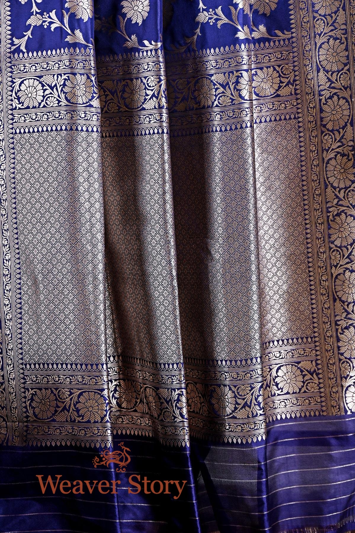 Ink_Blue_Banarasi_Saree_with_Gold_Zari_Floral_Weave_WeaverStory_03
