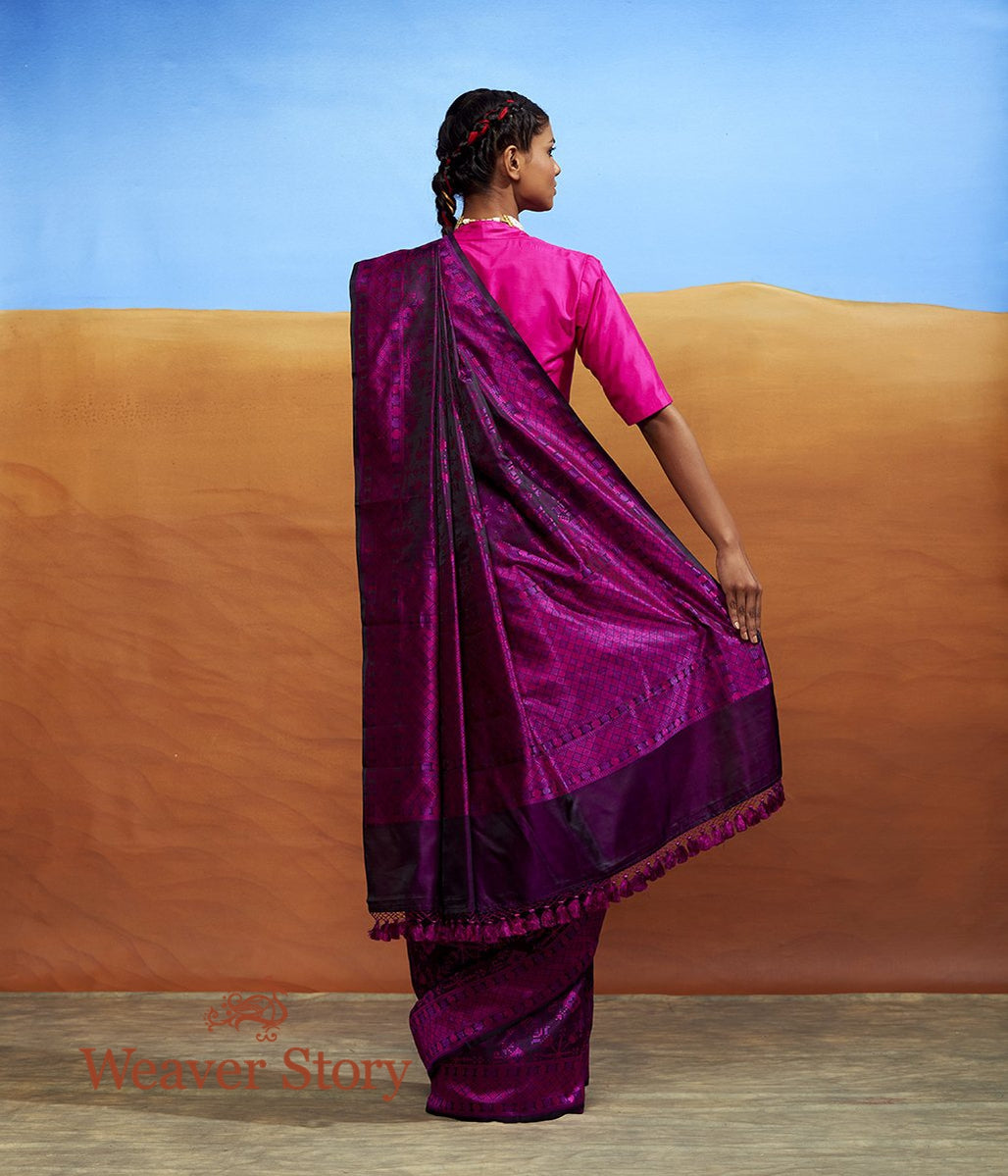 Handwoven_Purple_and_Pink_Tanchoi_Banarasi_with_Geometrical_Pattern_WeaverStory_03