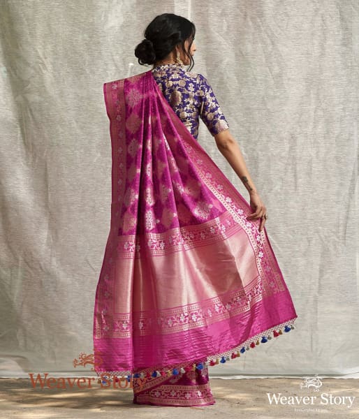 Handloom_Onion_Pink_Kadhwa_Booti_Saree_with_Gold_and_Silver_Zari_Booti_WeaverStory_03