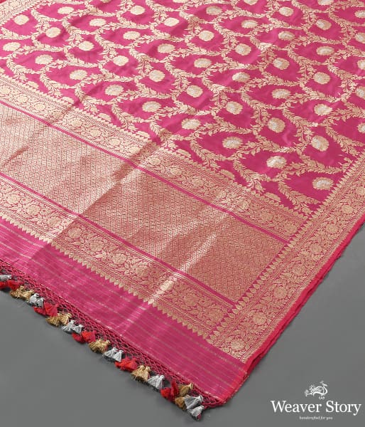 Handwoven_Rose_Pink_Sona_Rupa_Kadhwa_Jangla_Dupatta_WeaverStory_03