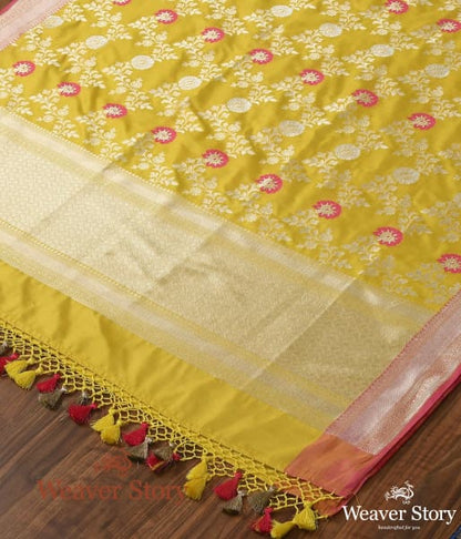 Handwoven_Yellow_Meenakari_Jangla_Dupatta_WeaverStory_03