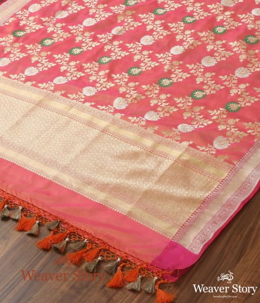 Handwoven_Pink_Shot_Color_Meenakari_Jangla_Dupatta_WeaverStory_03