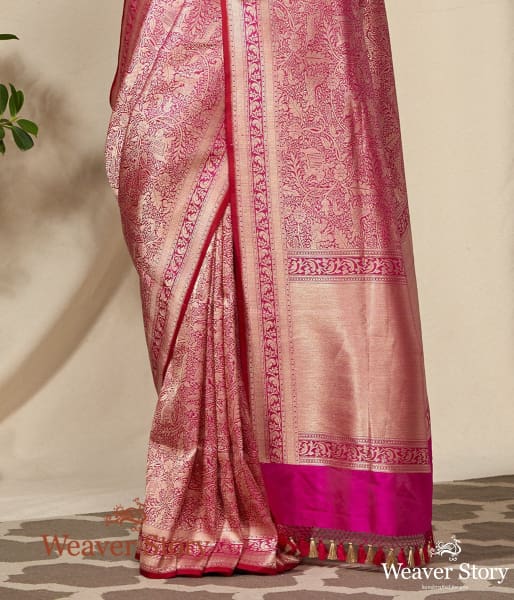 Handwoven_Pink_Banarasi_Shikargah_woven_in_Kimkhab_Weave_WeaverStory_04