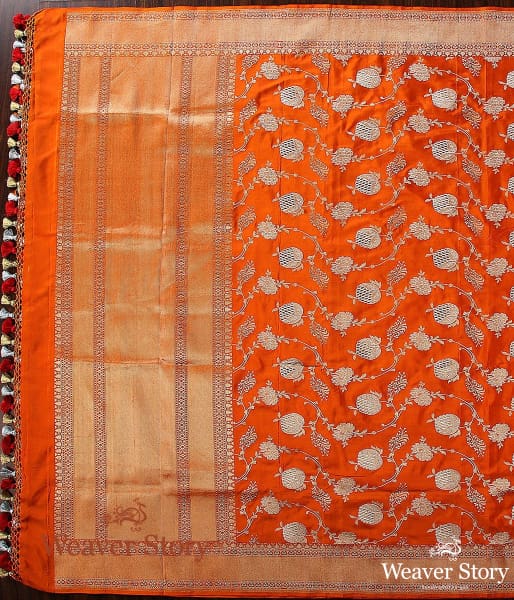 Handwoven_Orange_Sona_Rupa_Kadhwa_Jangla_Dupatta_WeaverStory_04