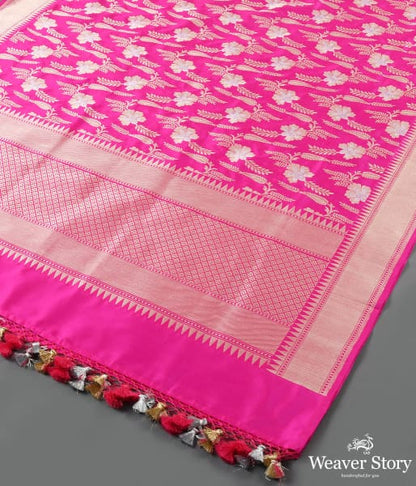 Handwoven_Pink_Kadhwa_Jangla_Dupatta_WeaverStory_04