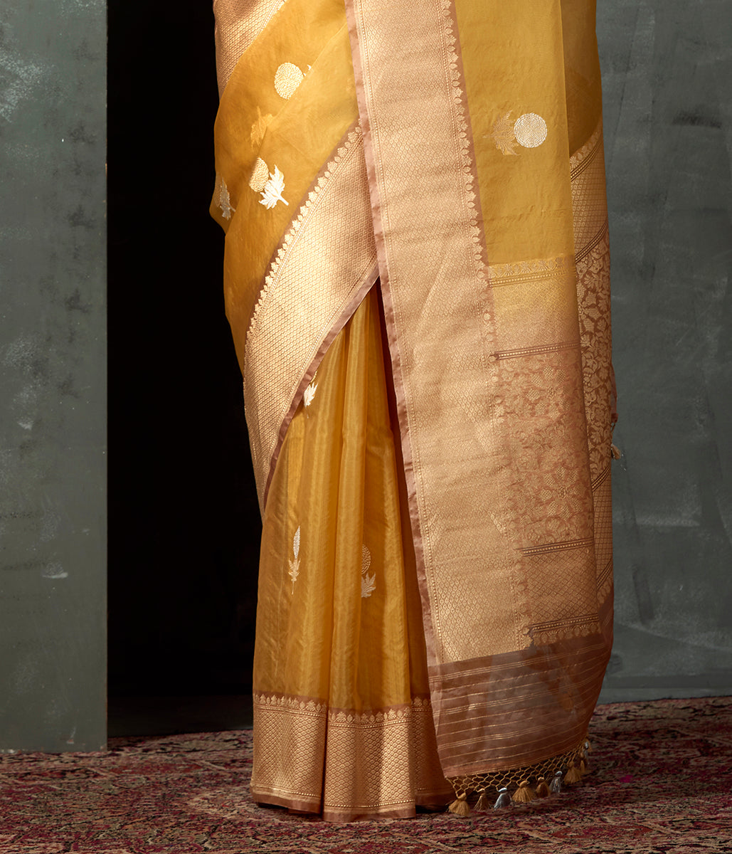 Handwoven_Mustard_Kora_Saree_With_Kadhwa_Booti_WeaverStory_04