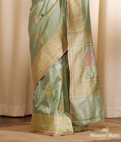 Handloom_Sage_Green_Saree_with_Meenakari_Motifs_WeaverStory_04