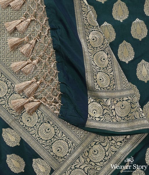 Handwoven_Green_Katan_Silk_Cutwork_Booti_Dupatta_WeaverStory_04