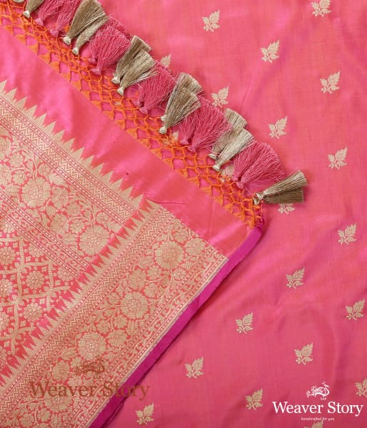 Handwoven_Light_Pink_Kadhwa_Booti_Dupatta_WeaverStory_04