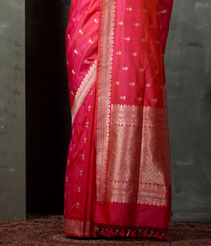 Handwoven_Pink_Small_Flower_Booti_Saree_with_Open_Border_WeaverStory_04
